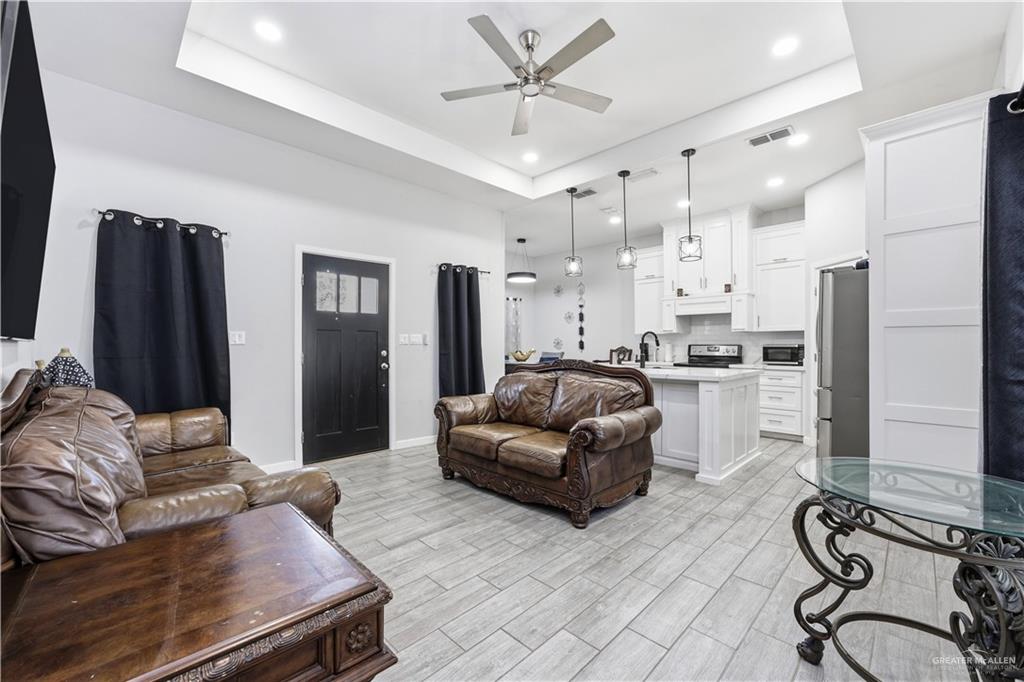 2120 Azteca Avenue, McAllen