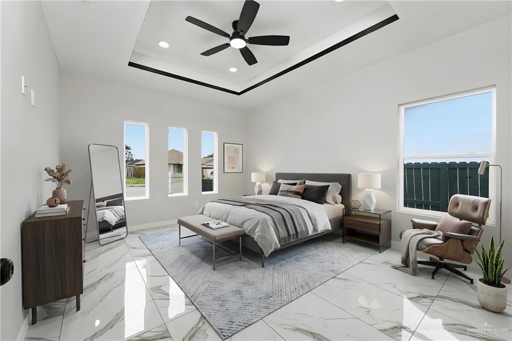 1109 E San Pedro Street