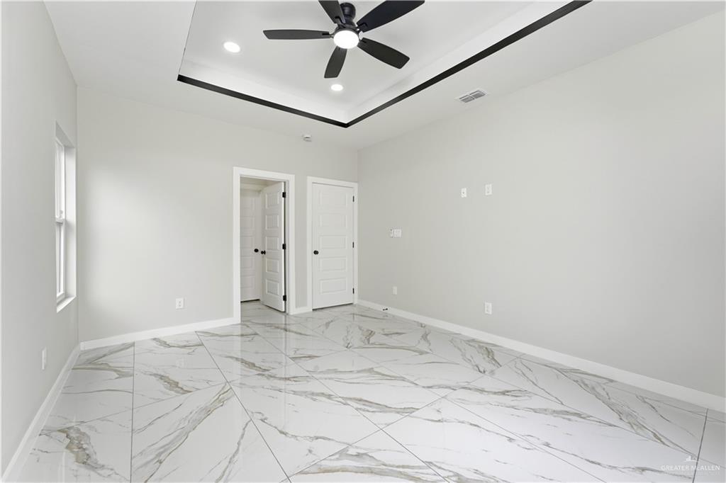 1109 E San Pedro Street