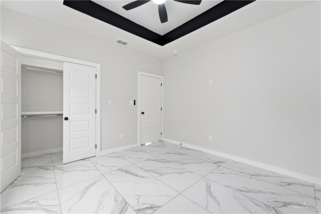 1109 E San Pedro Street