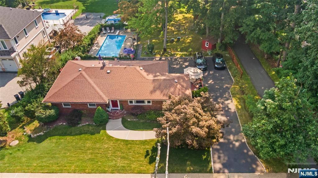 1468 Alps Road