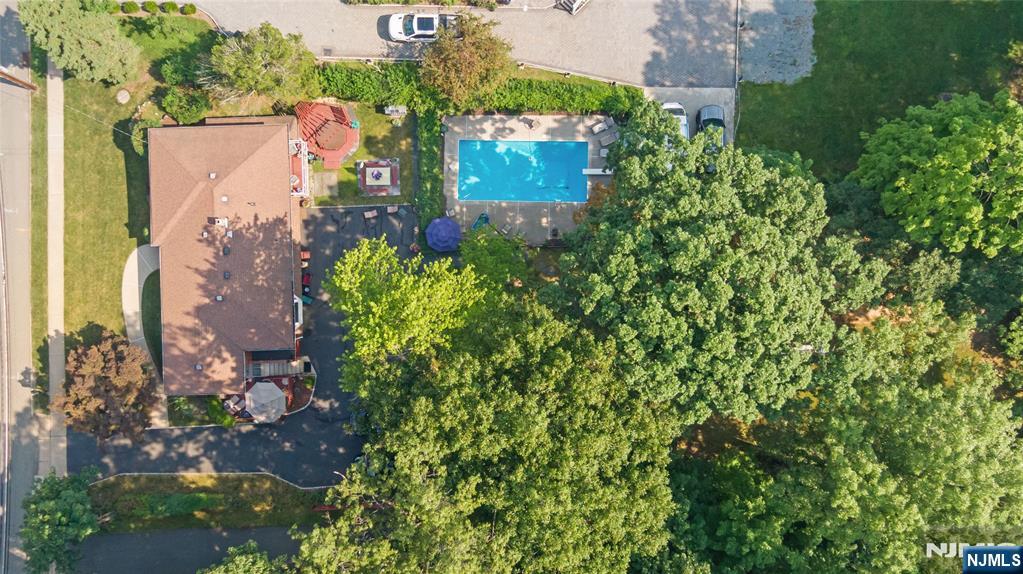 1468 Alps Road