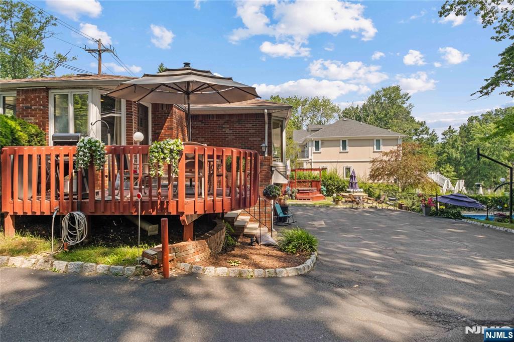 1468 Alps Road
