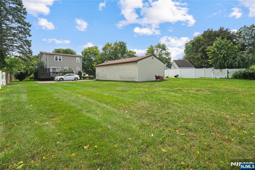124 Weinmanns Boulevard 2