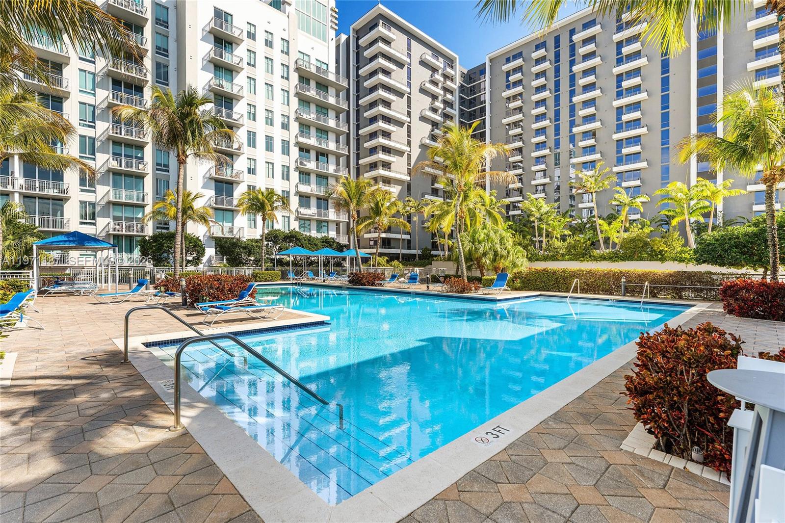 300 S Australian Avenue 812