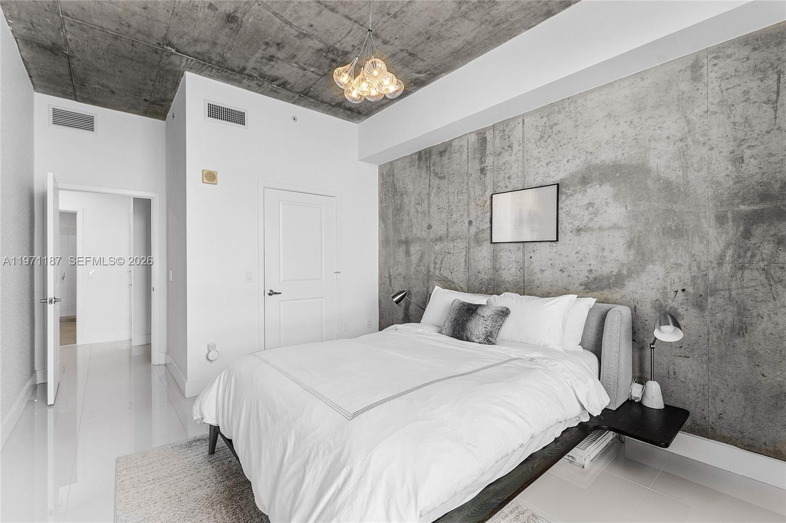 300 S Australian Avenue 812