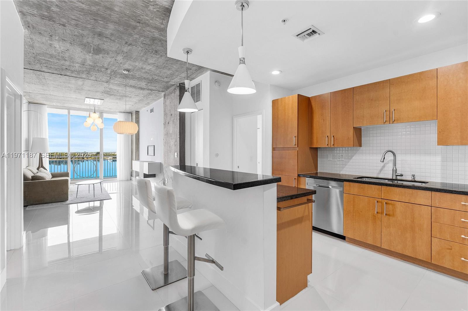 300 S Australian Avenue 812