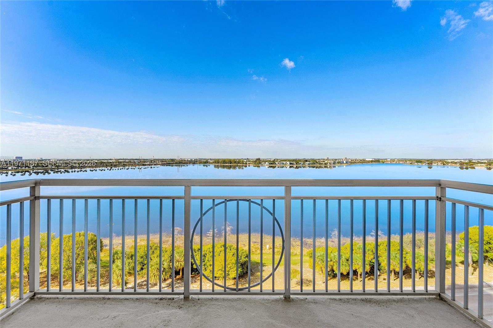 300 S Australian Avenue 812