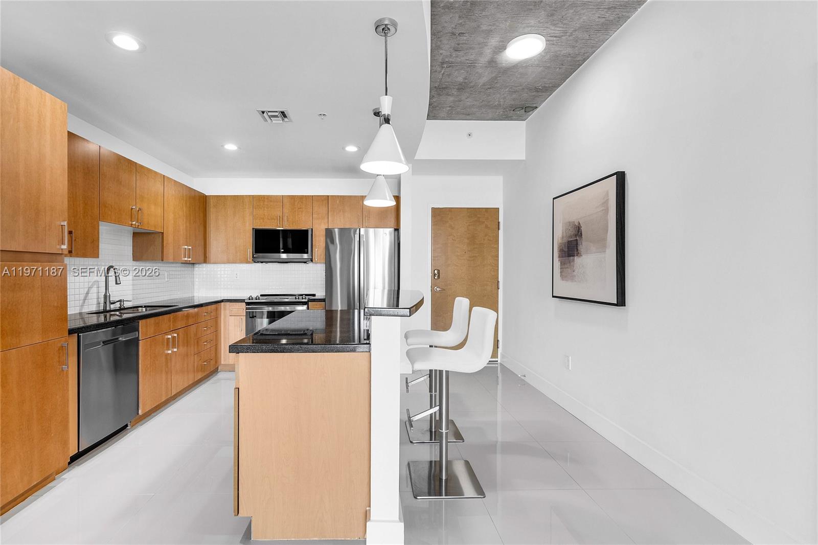 300 S Australian Avenue 812