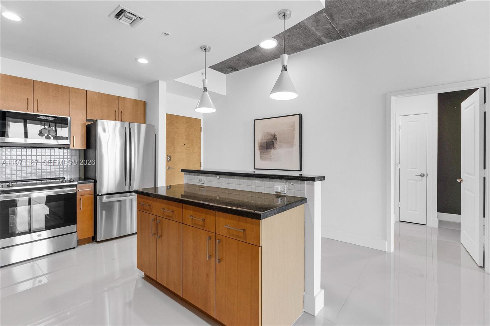 300 S Australian Avenue 812