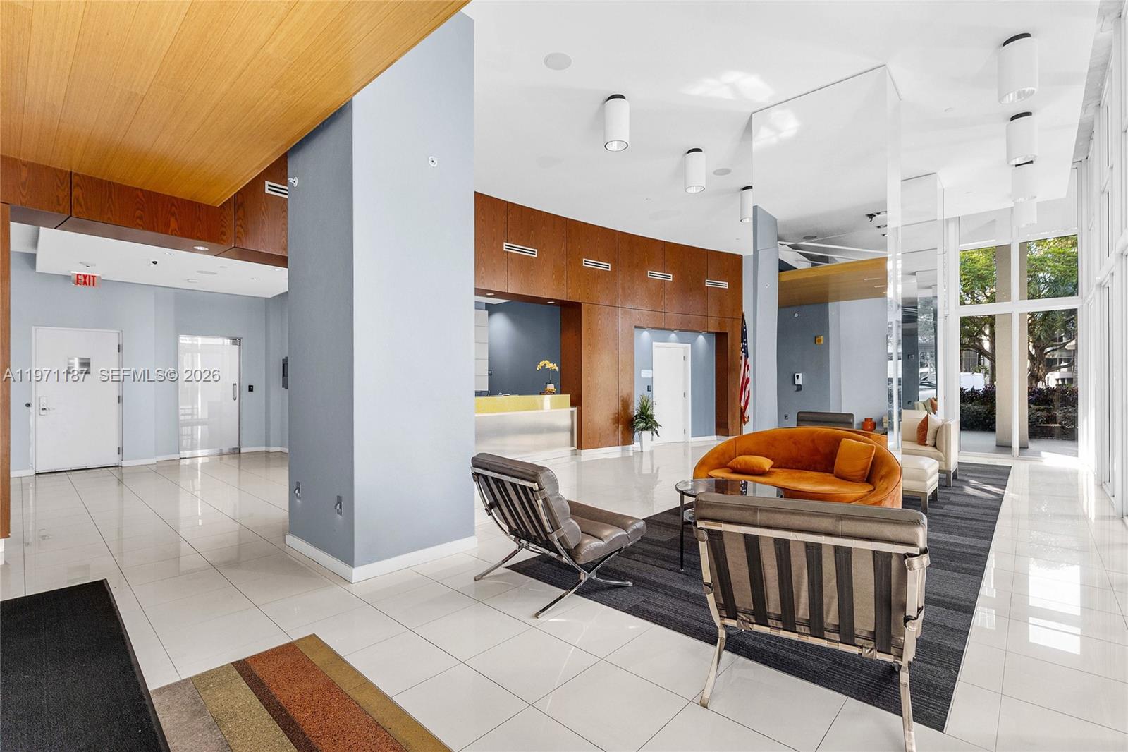 300 S Australian Avenue 812