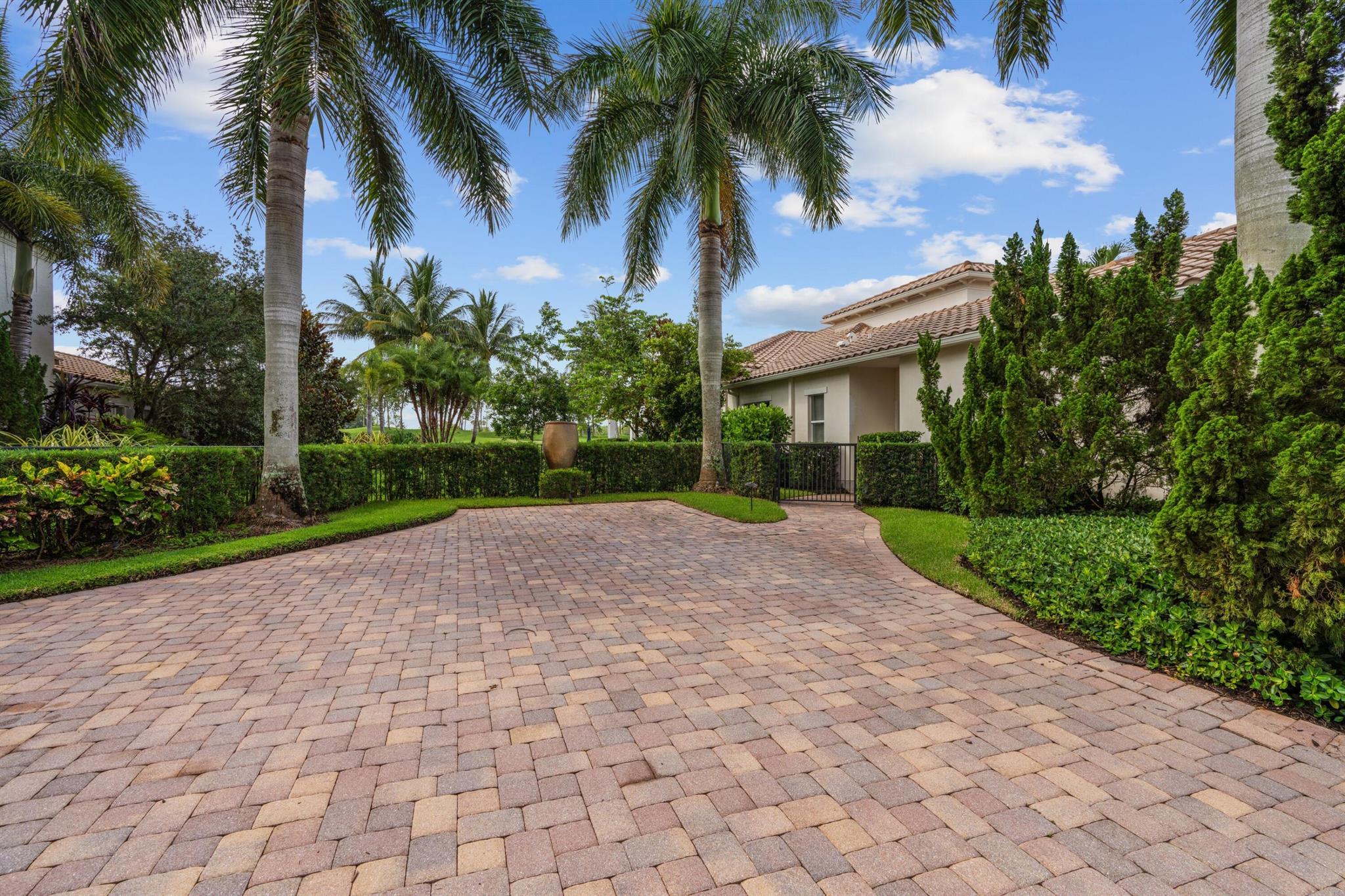 12190 Sunnydale Drive