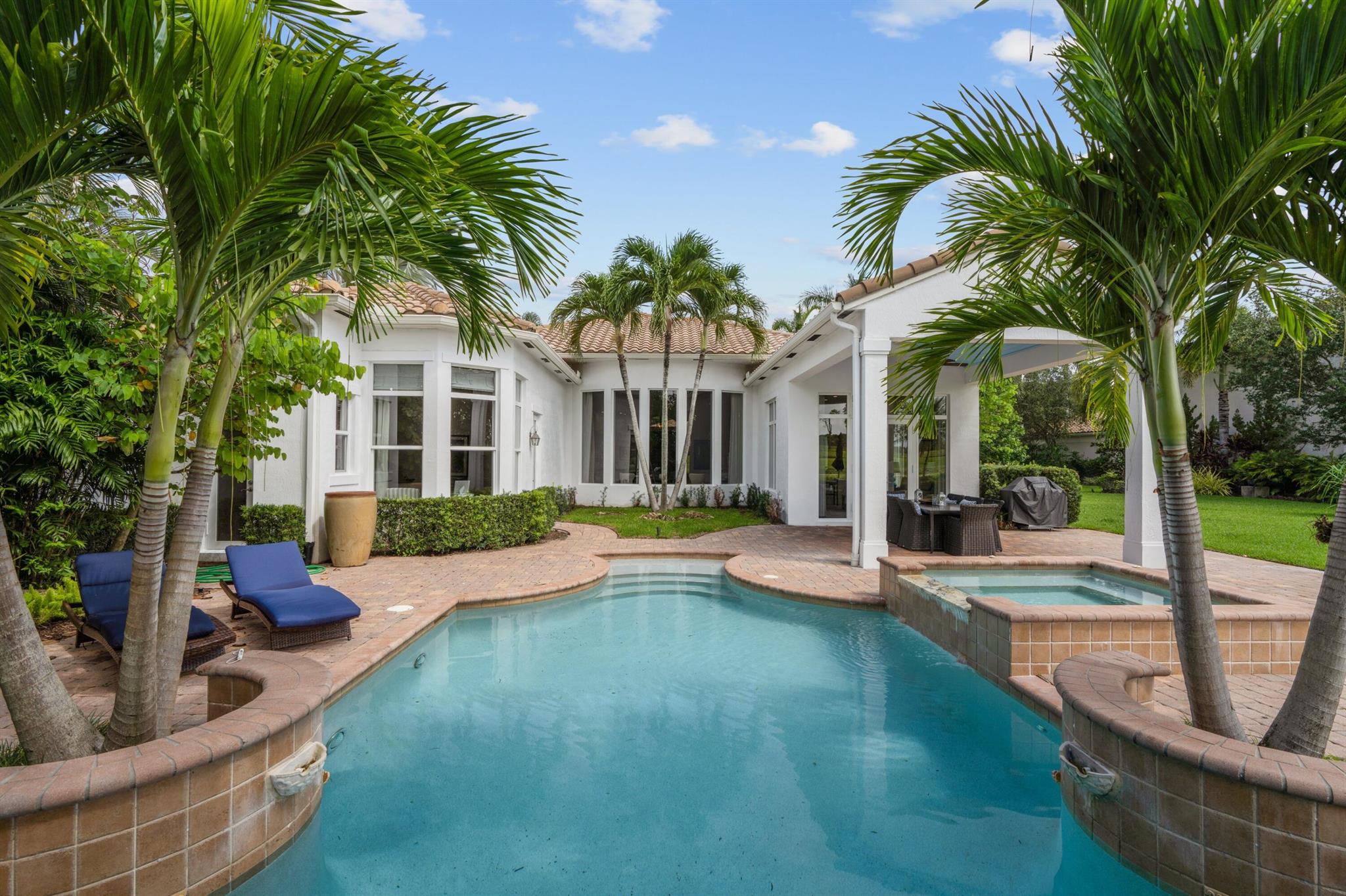 12190 Sunnydale Drive