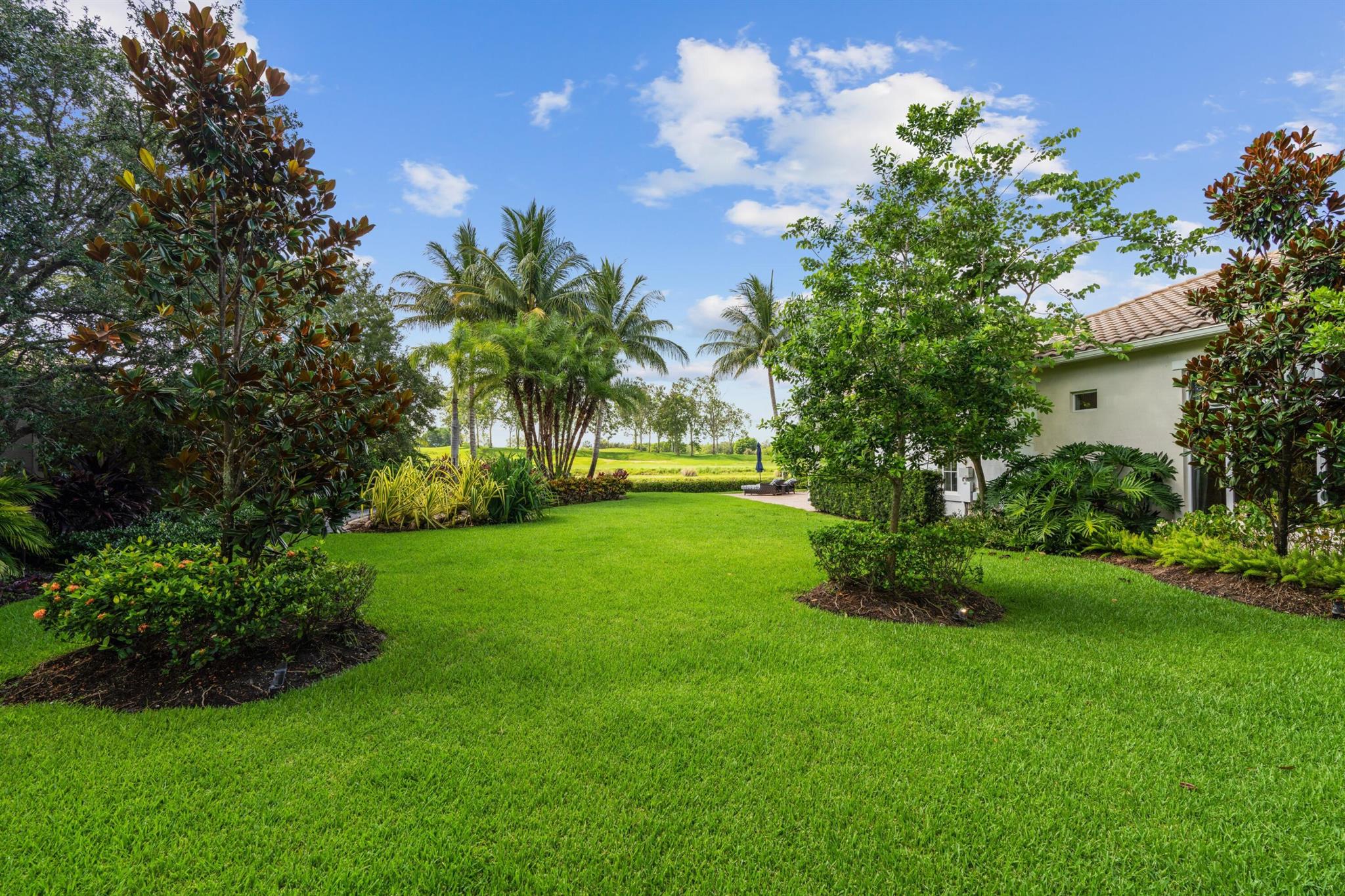 12190 Sunnydale Drive