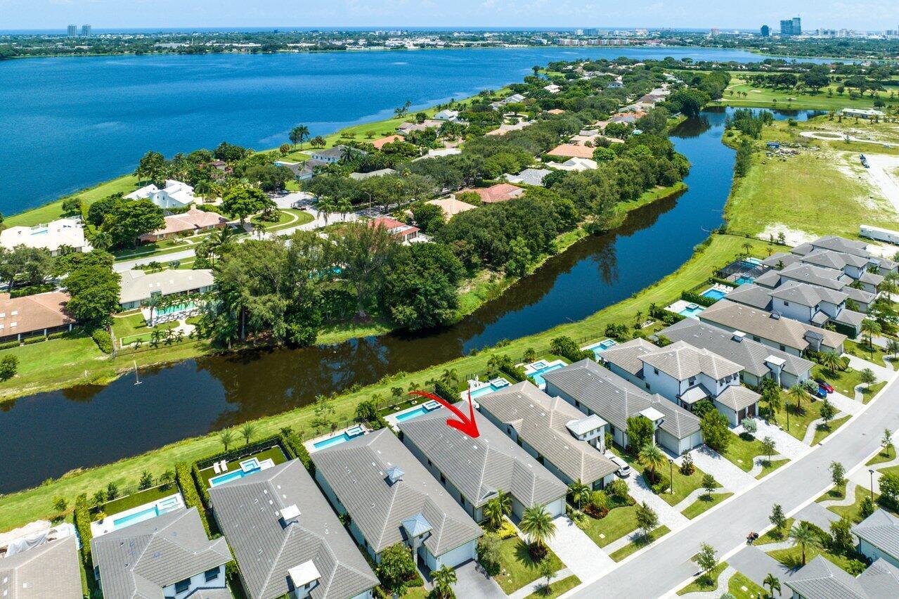 2889 Gin Berry Way