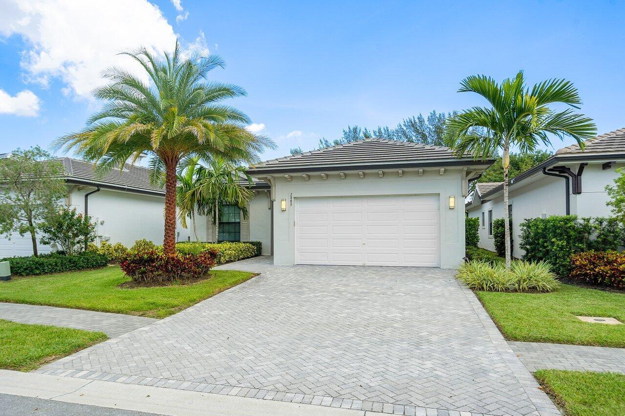 2889 Gin Berry Way