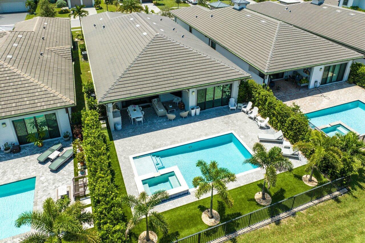 2889 Gin Berry Way
