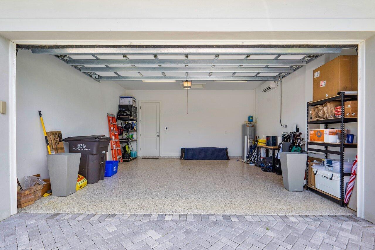 2889 Gin Berry Way