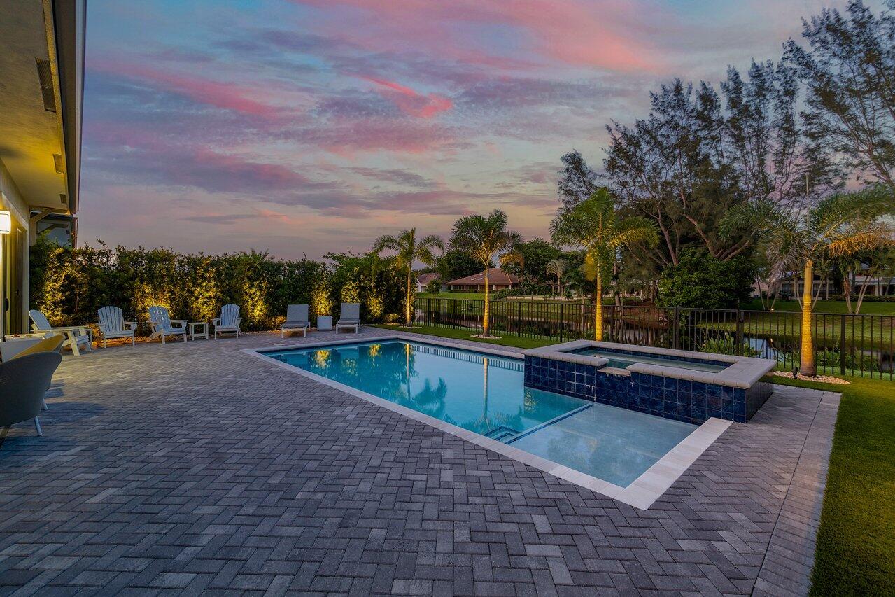 2889 Gin Berry Way
