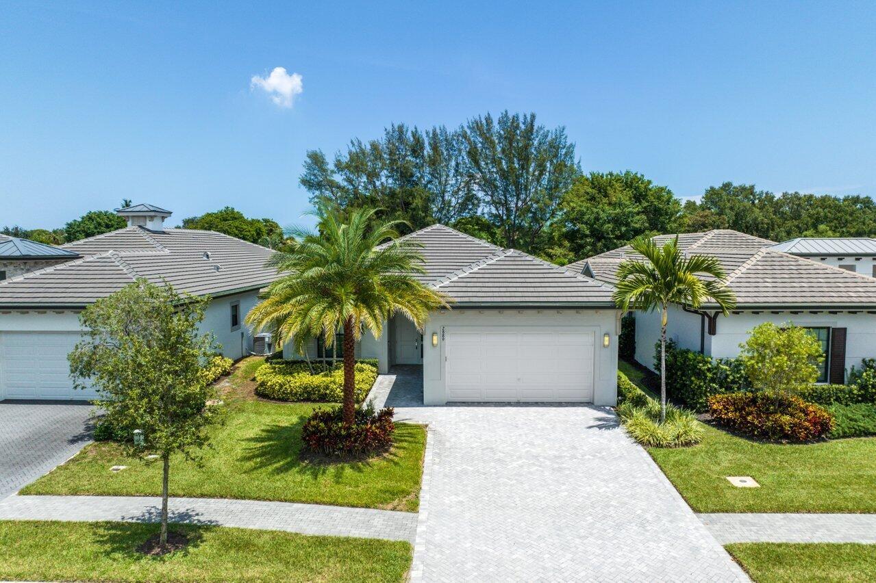 2889 Gin Berry Way