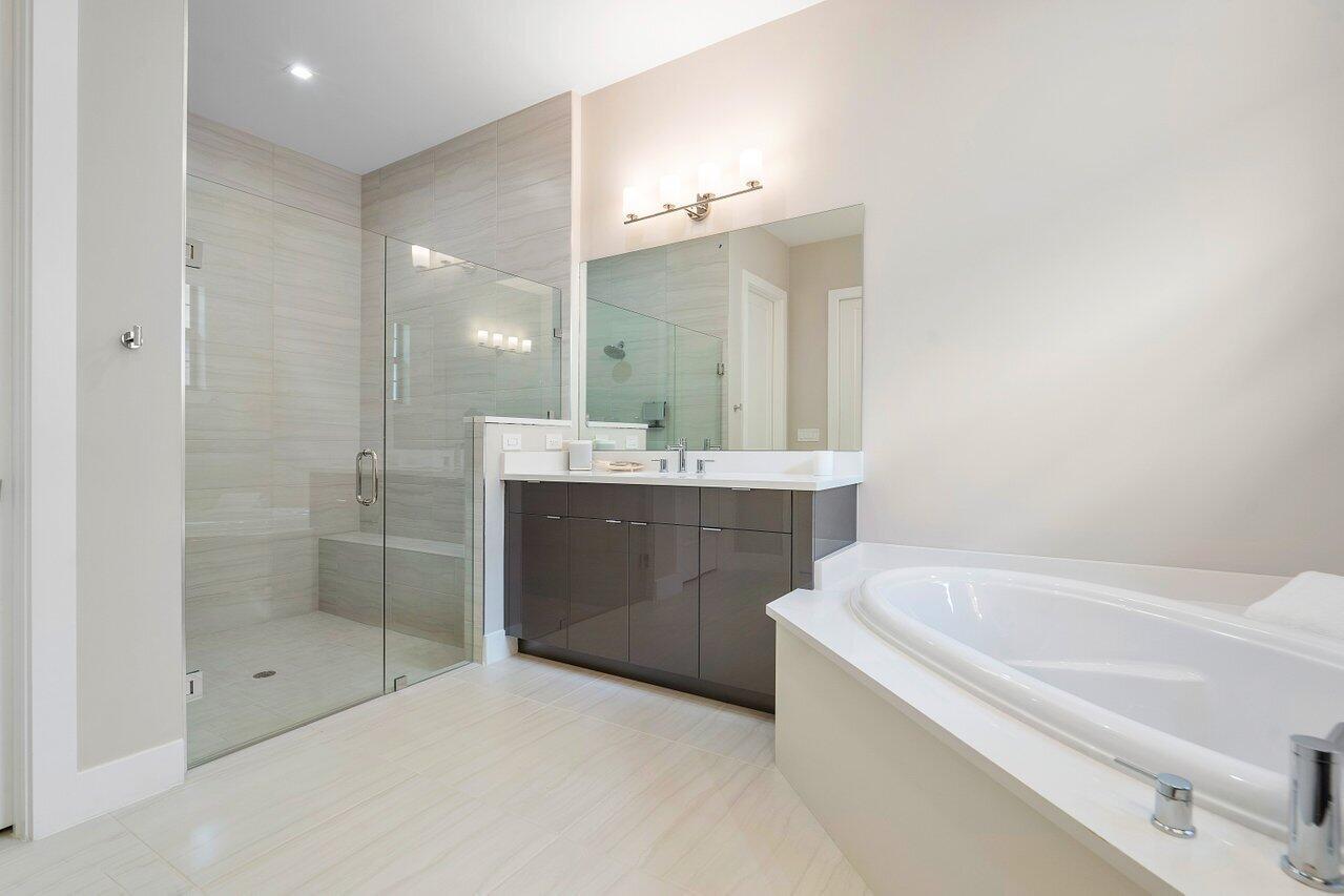 2889 Gin Berry Way