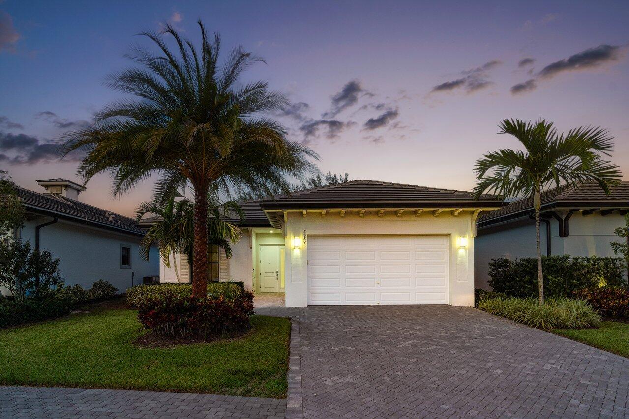 2889 Gin Berry Way