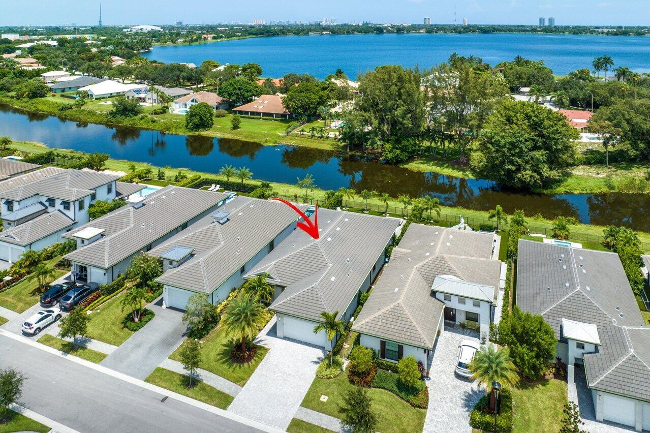 2889 Gin Berry Way