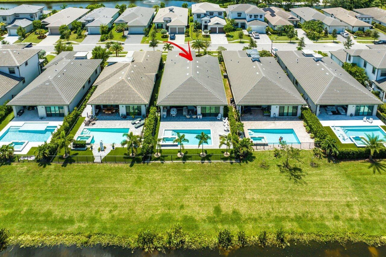2889 Gin Berry Way