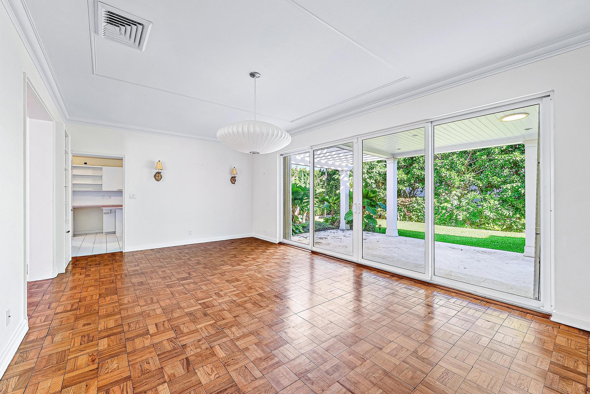 111 Reef Road