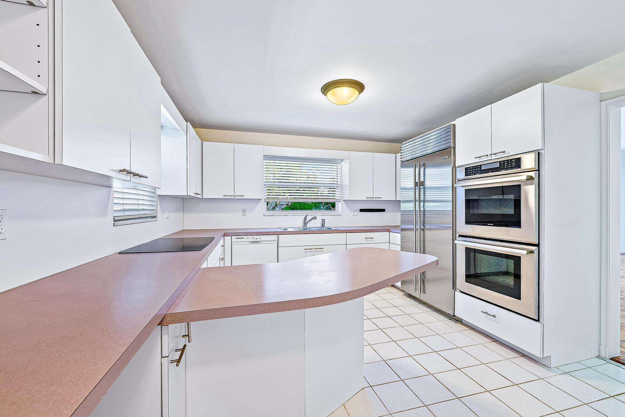 111 Reef Road