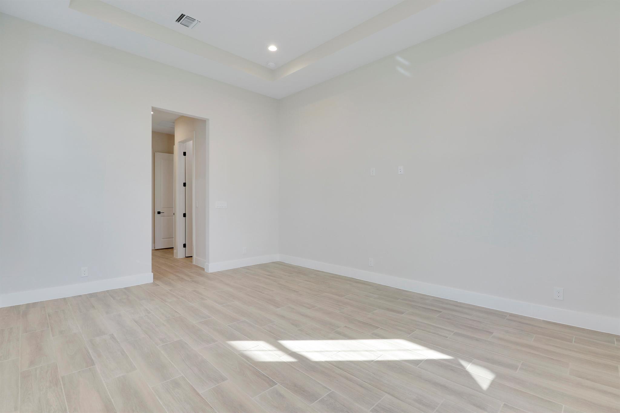 12549 Nautilus Circle