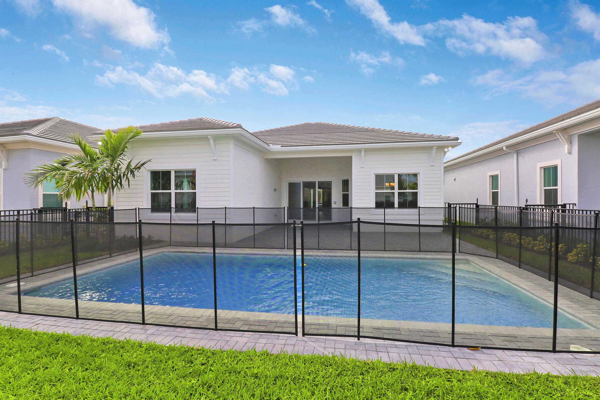 12549 Nautilus Circle