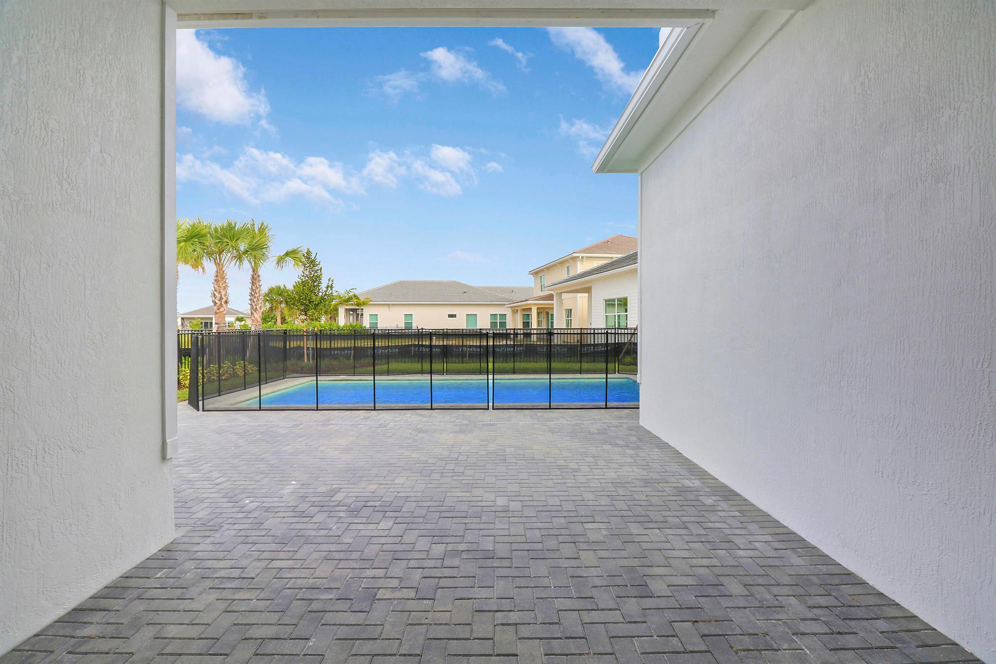 12549 Nautilus Circle