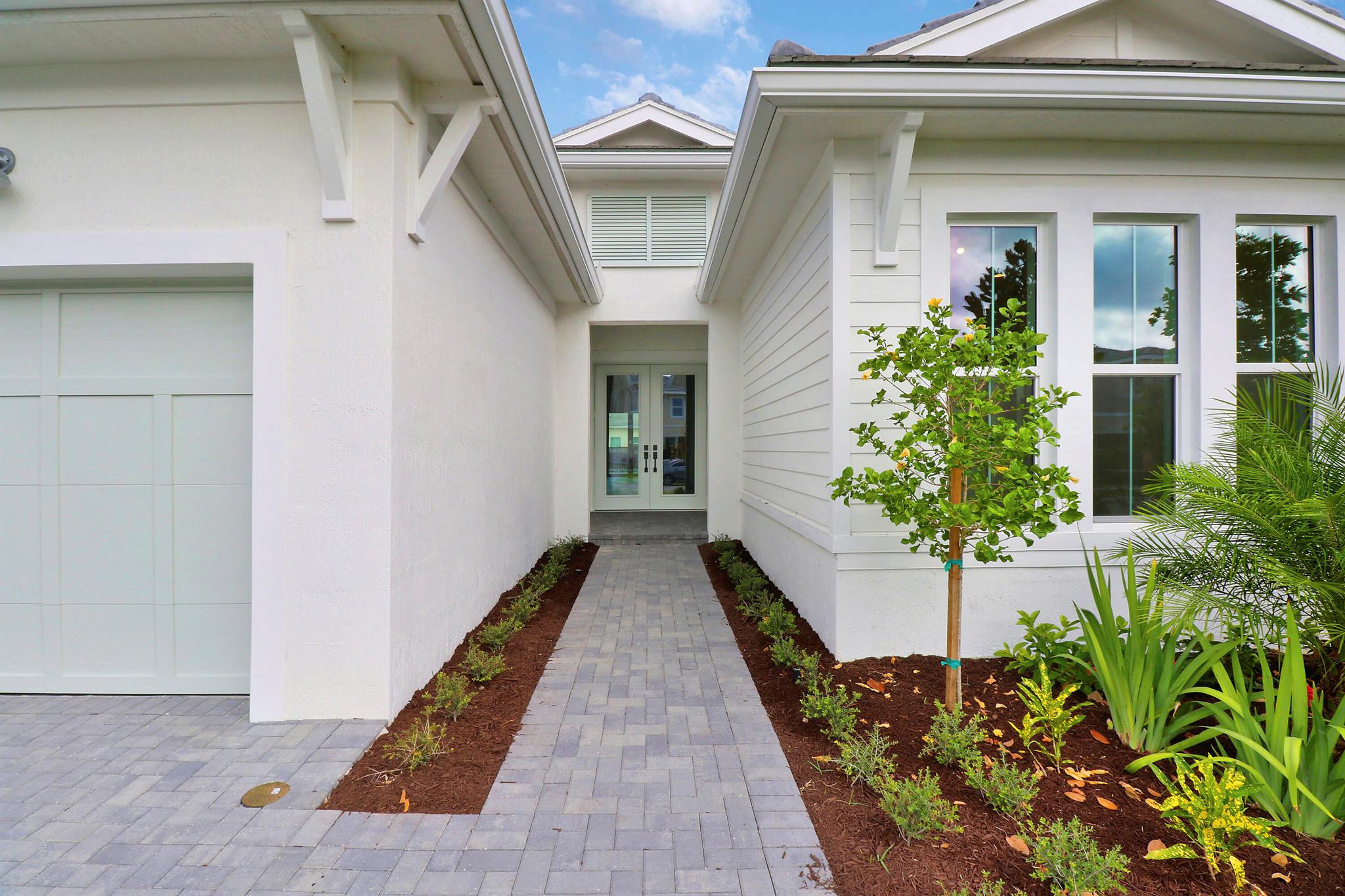 12549 Nautilus Circle