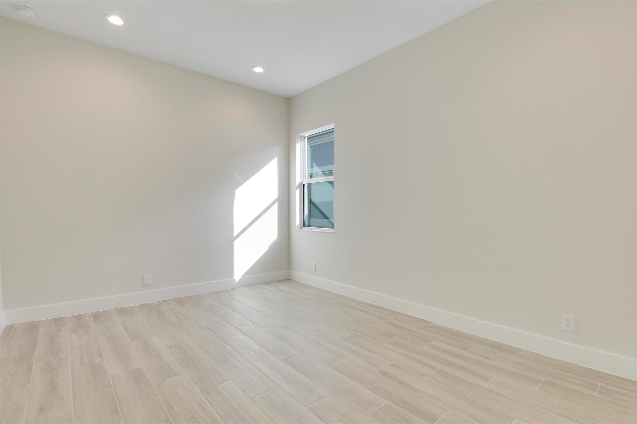 12549 Nautilus Circle