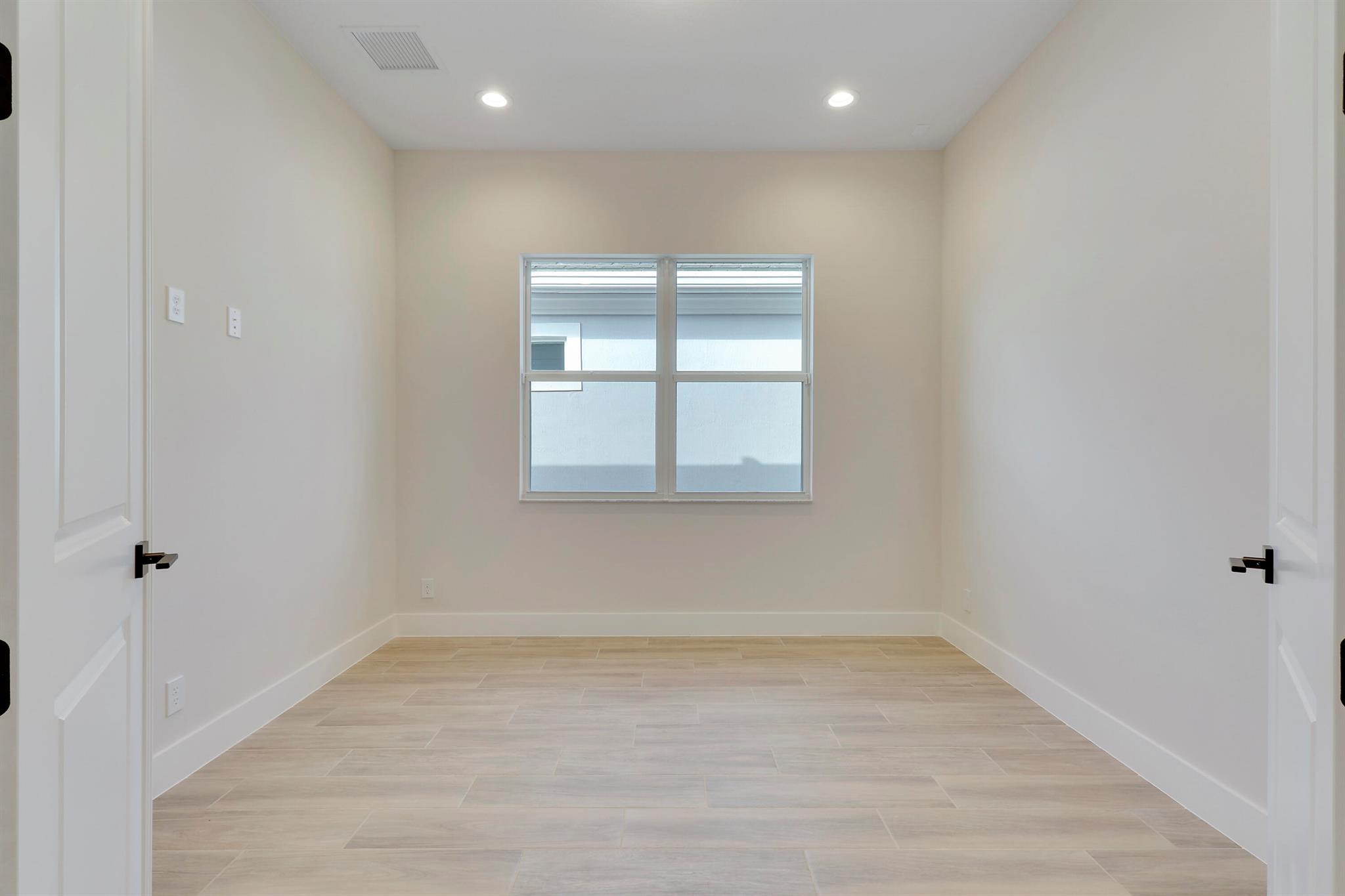 12549 Nautilus Circle