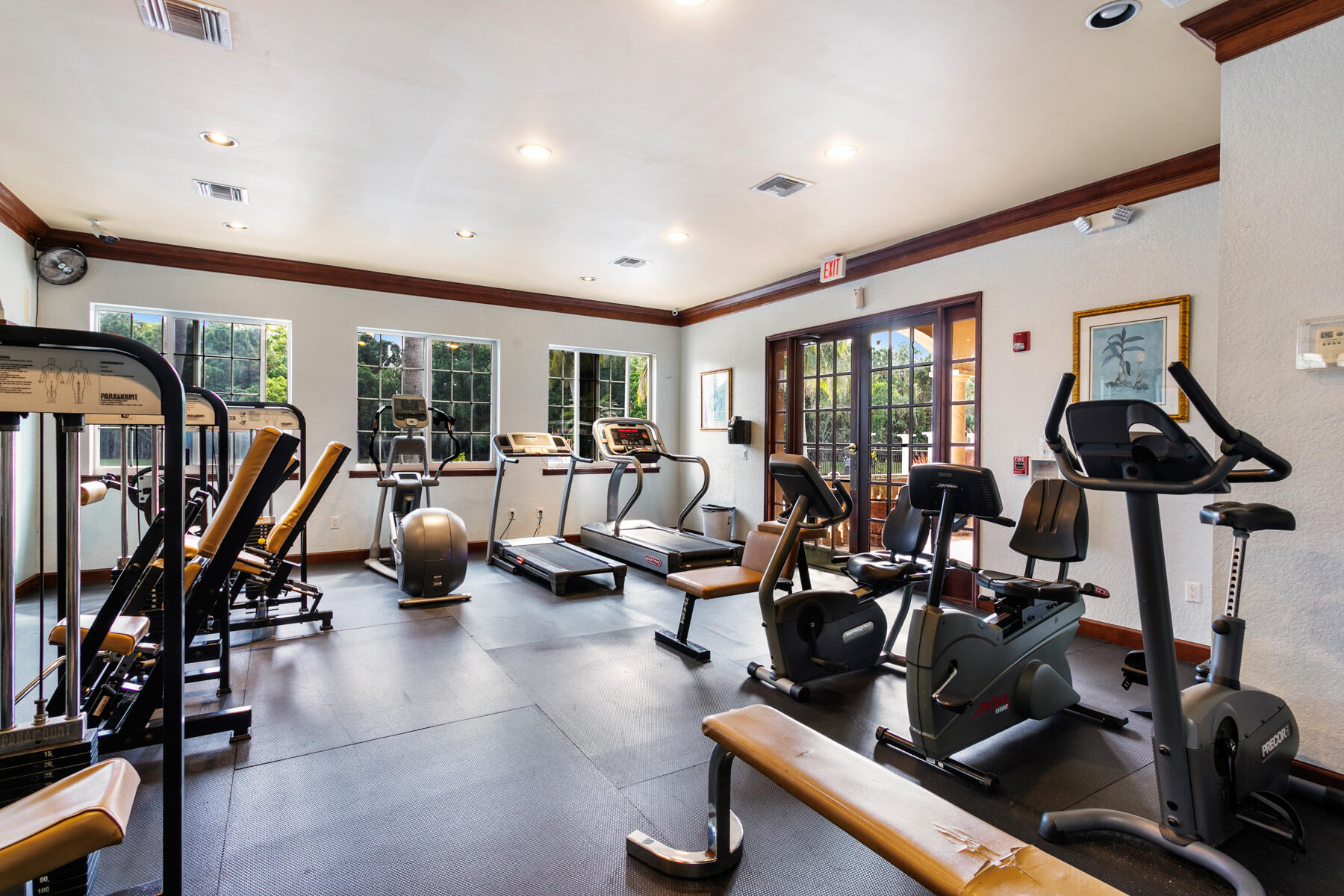 500 Crestwood Court N 520