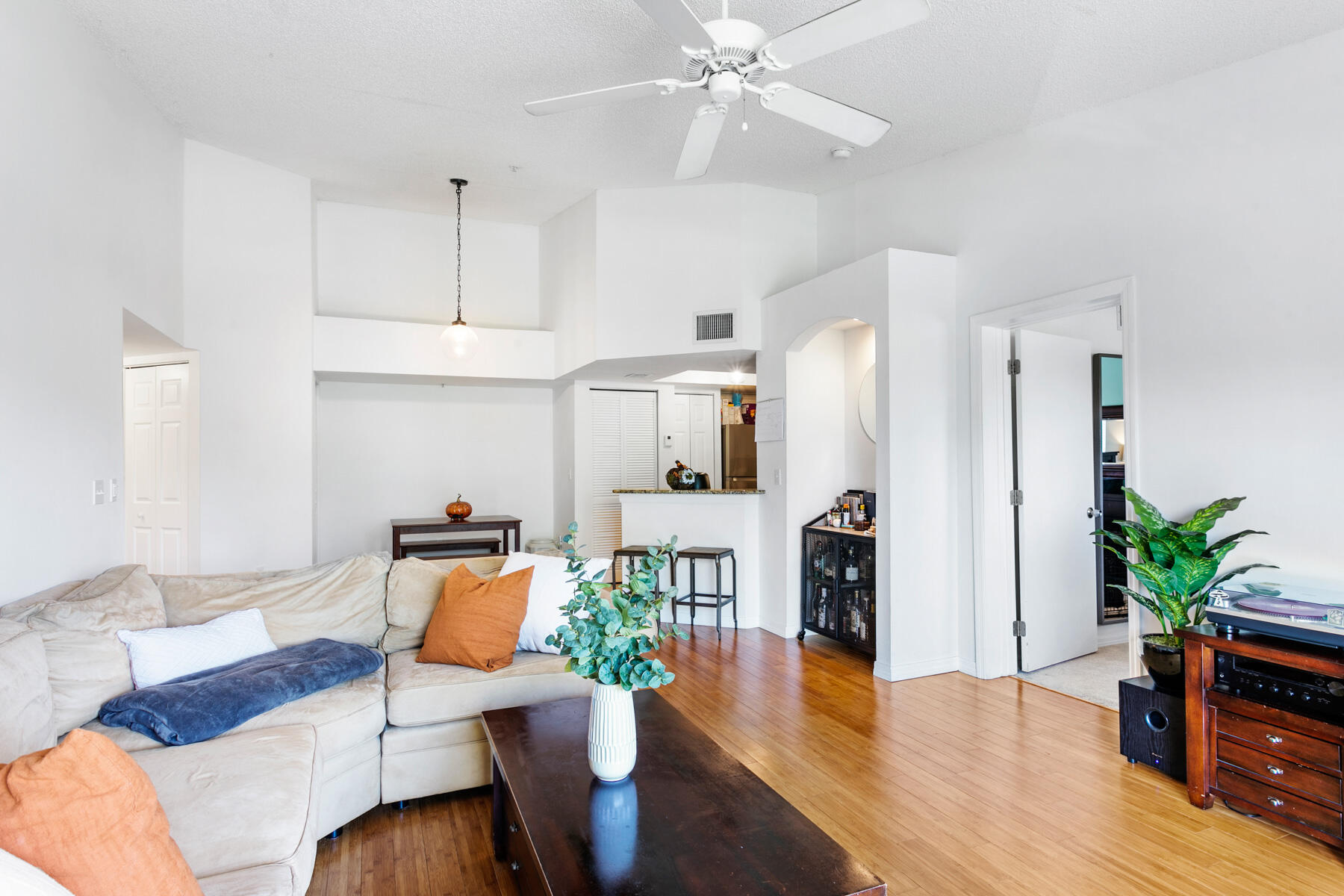 500 Crestwood Court N 520