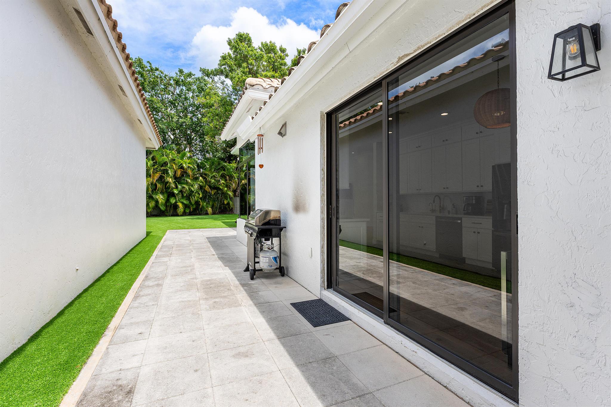 2441 NW 64th Street