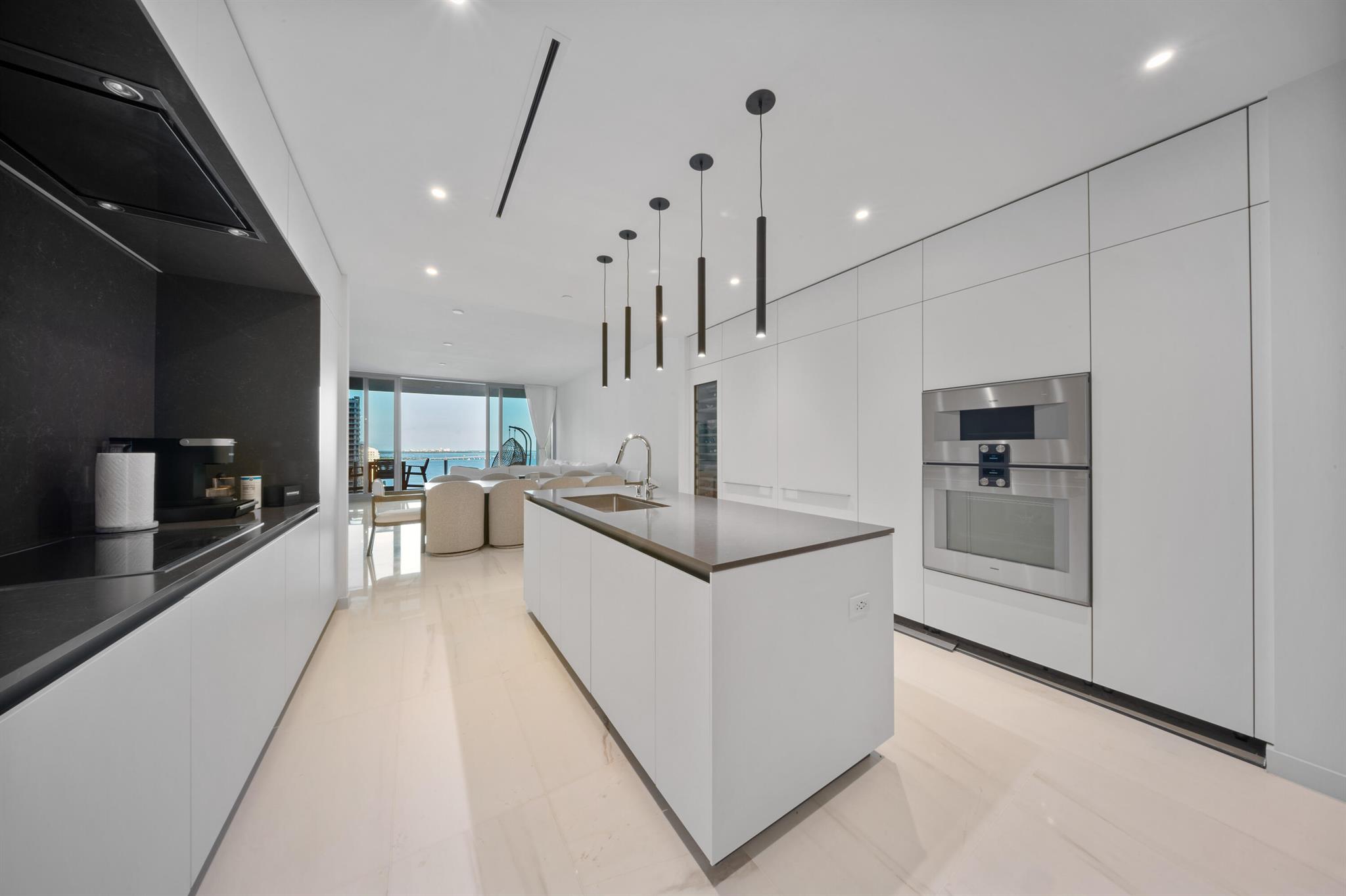 300 Biscayne Blvd Way 2004