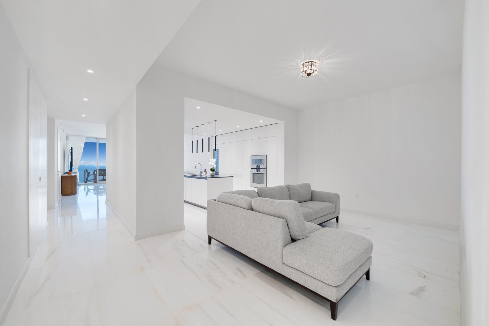 300 Biscayne Boulevard Way 2004