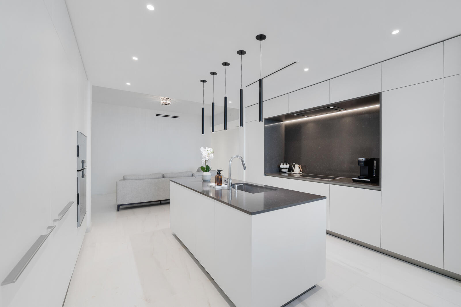 300 Biscayne Boulevard Way 2004