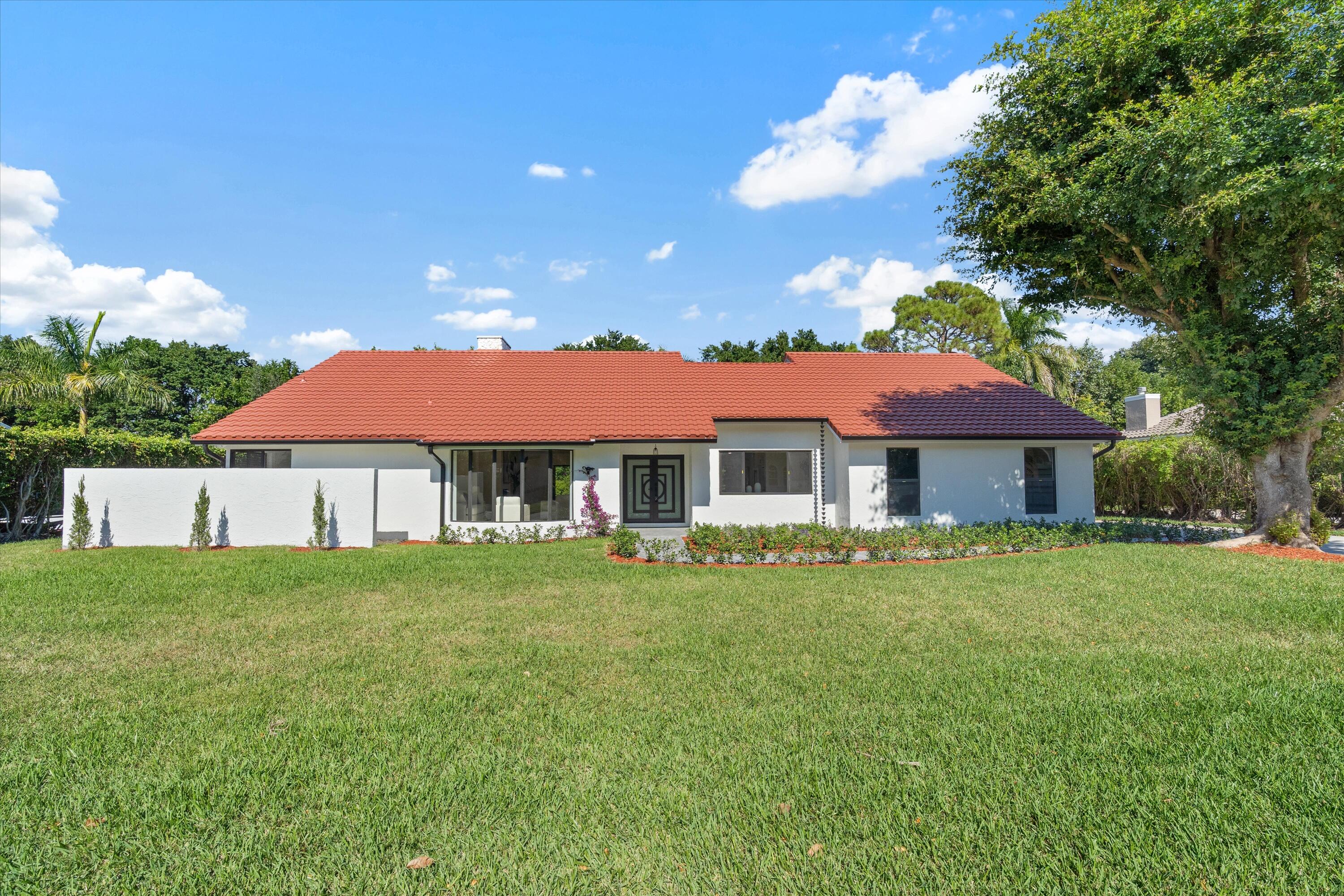 4543 Gleneagles Drive