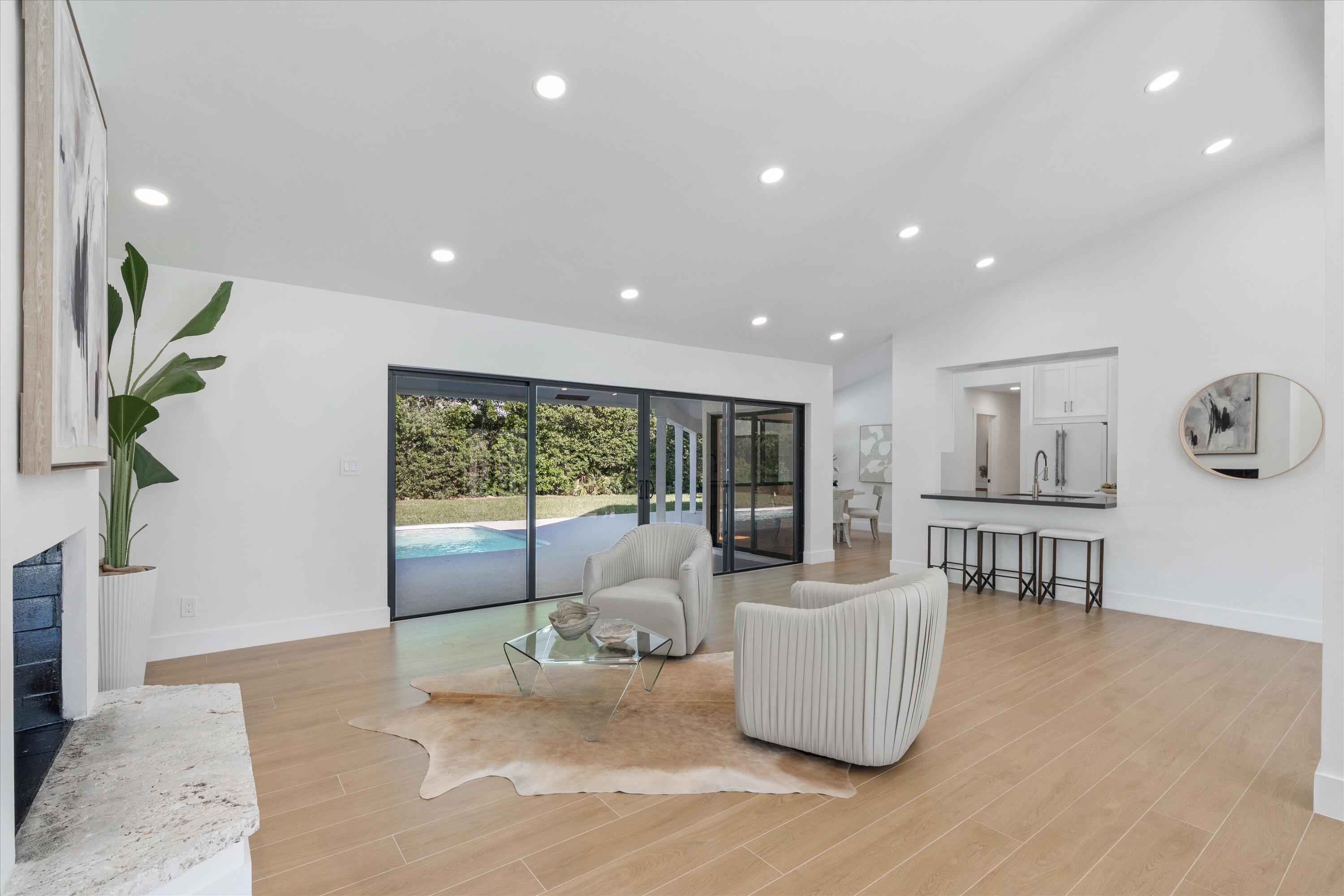 4543 Gleneagles Drive