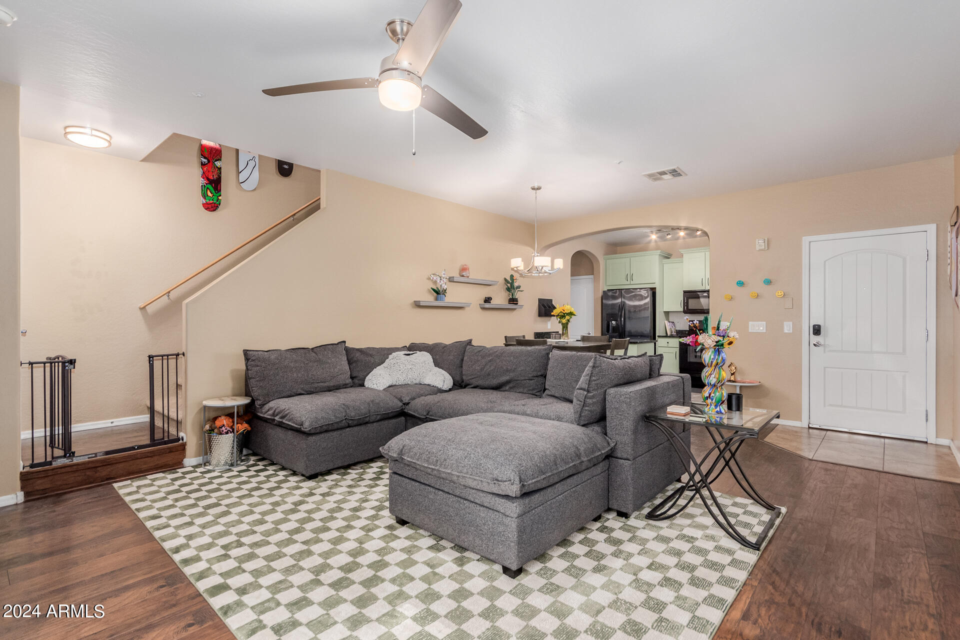 1935 E FRYE Road, 102