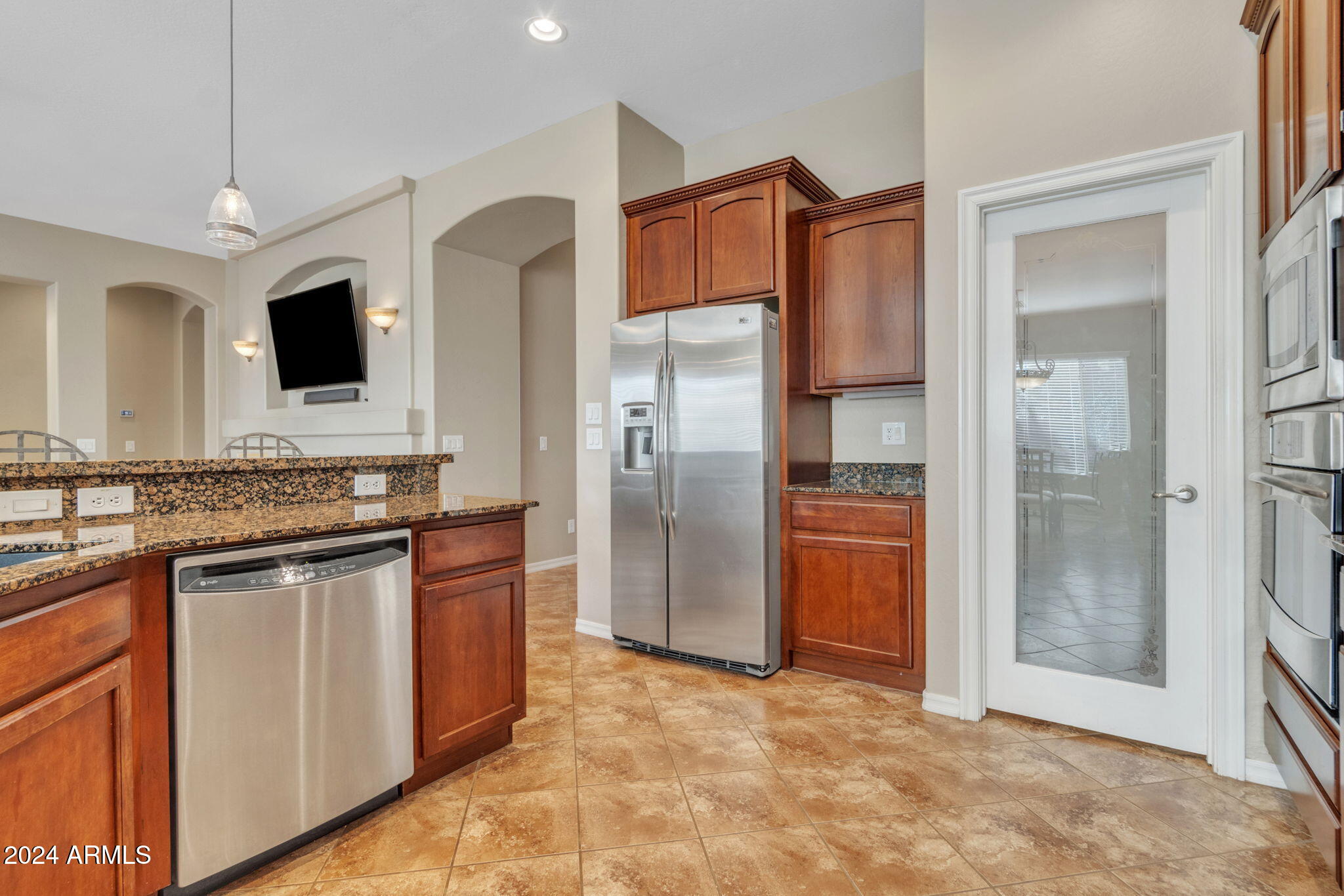 2739 E SOURWOOD Drive