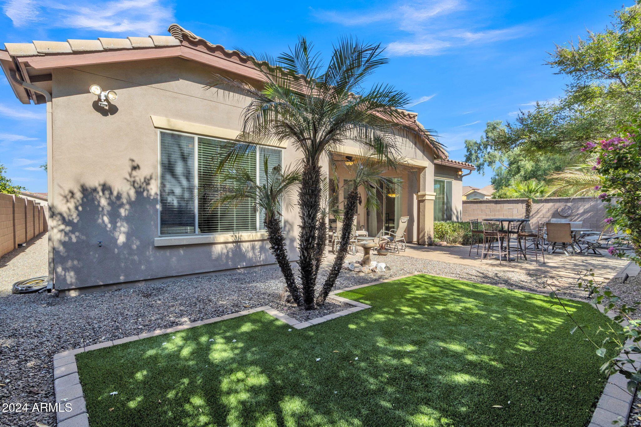 2739 E SOURWOOD Drive