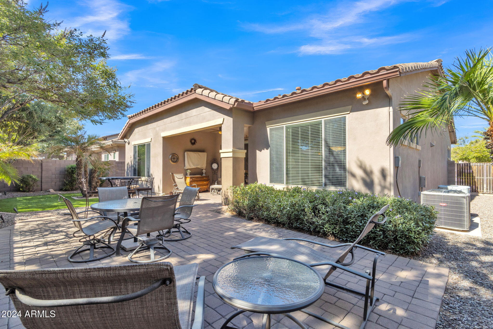 2739 E SOURWOOD Drive