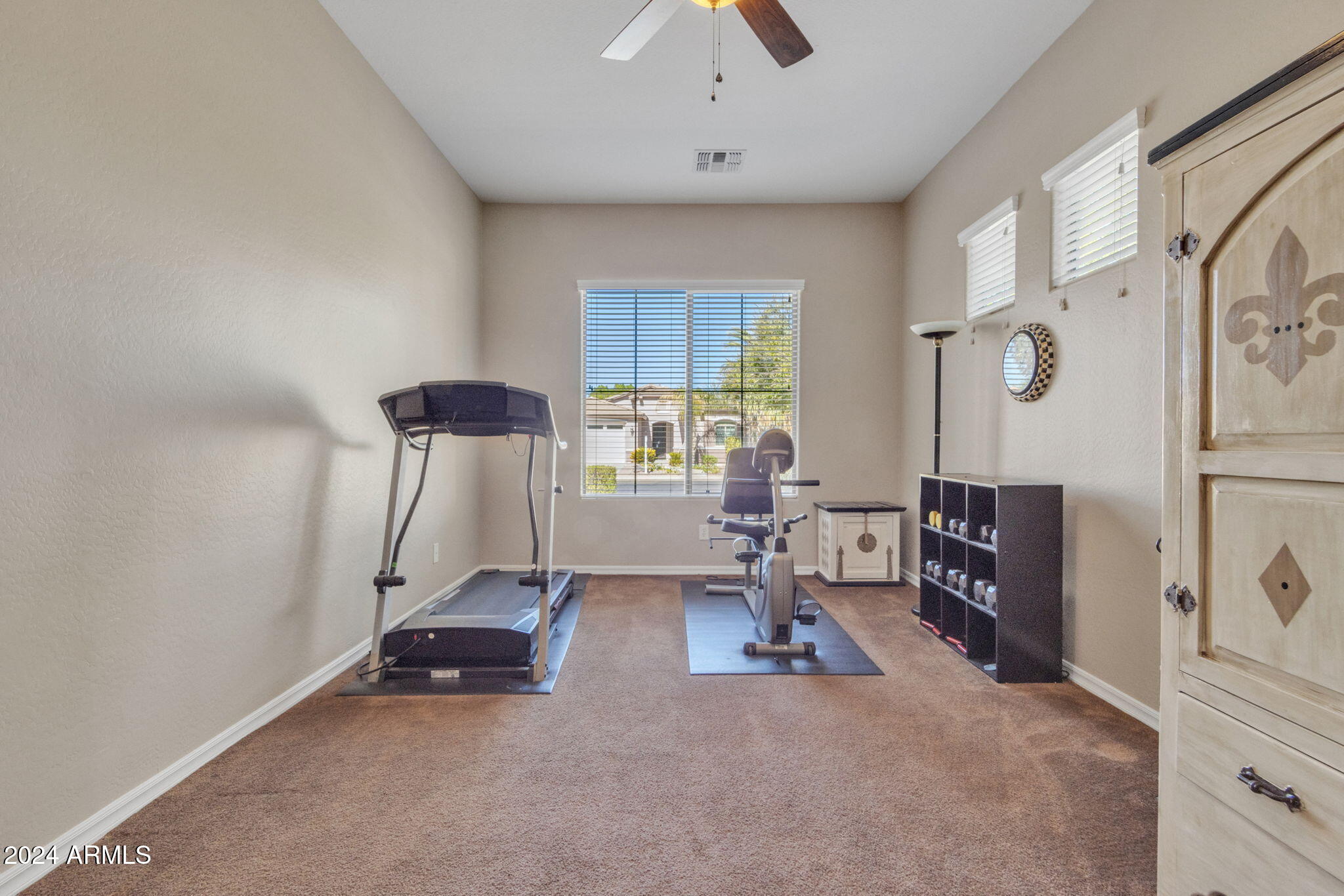 2739 E SOURWOOD Drive