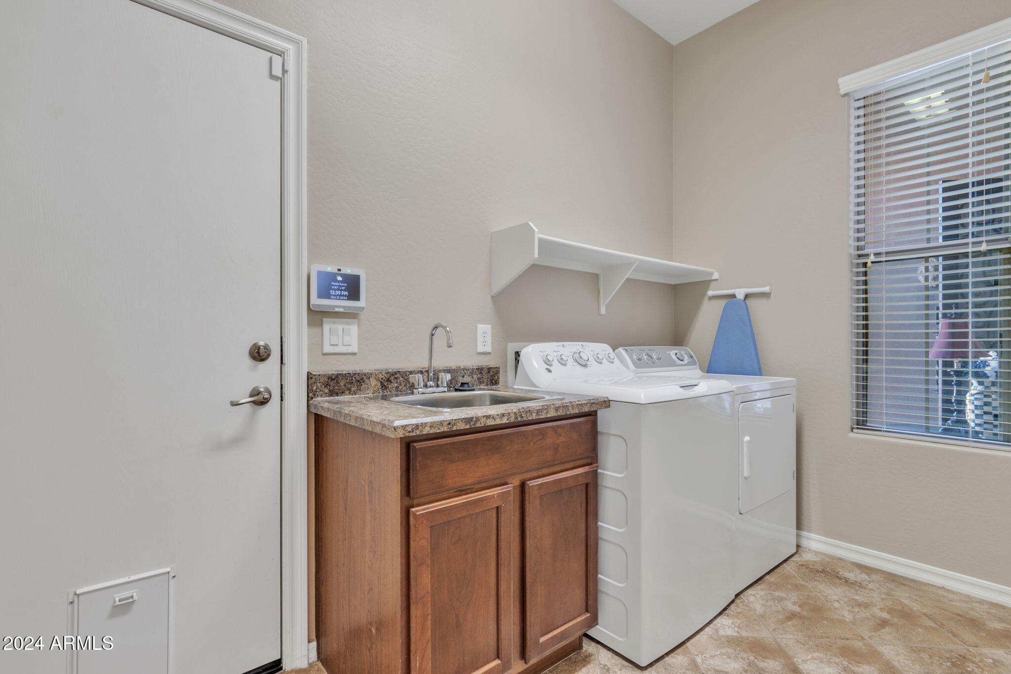 2739 E SOURWOOD Drive